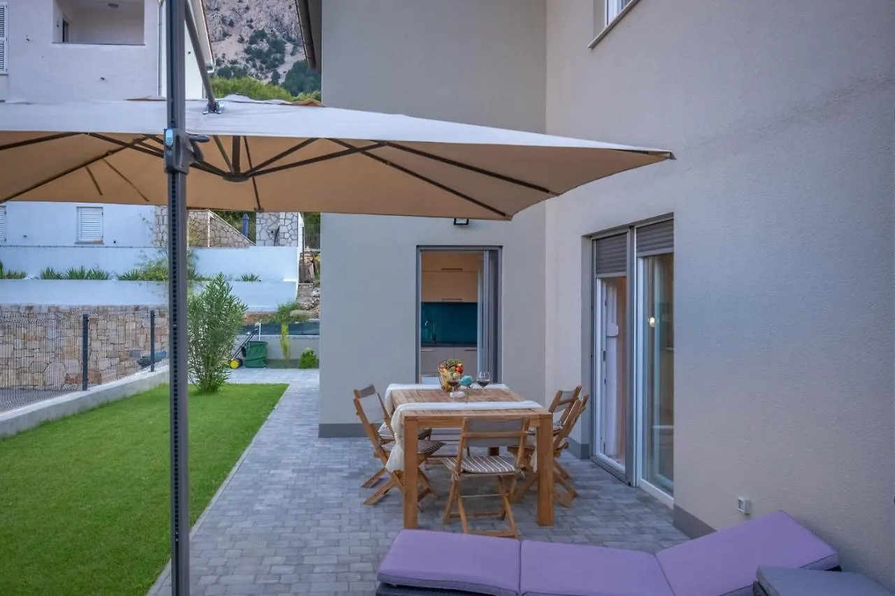 באסקה Tarari Luxury Apartment