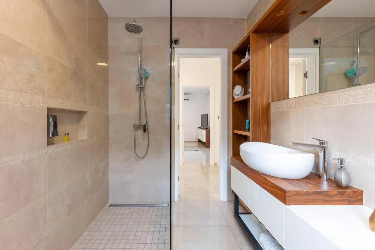 Tarari Luxury Apartment Baška 0*,